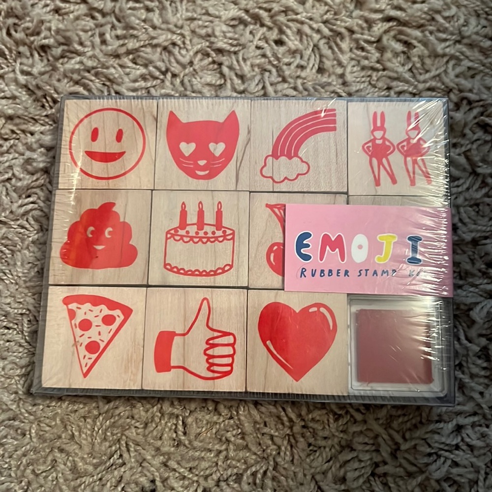 NIB Emoji Rubber Stamp Kit w/ Red Ink Pad
